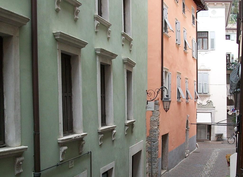 Residenza Porte Vecchie Apartment Riva del Garda Bagian luar foto