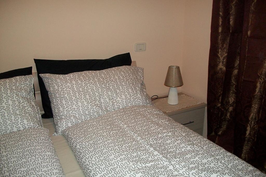Residenza Porte Vecchie Apartment Riva del Garda Bagian luar foto
